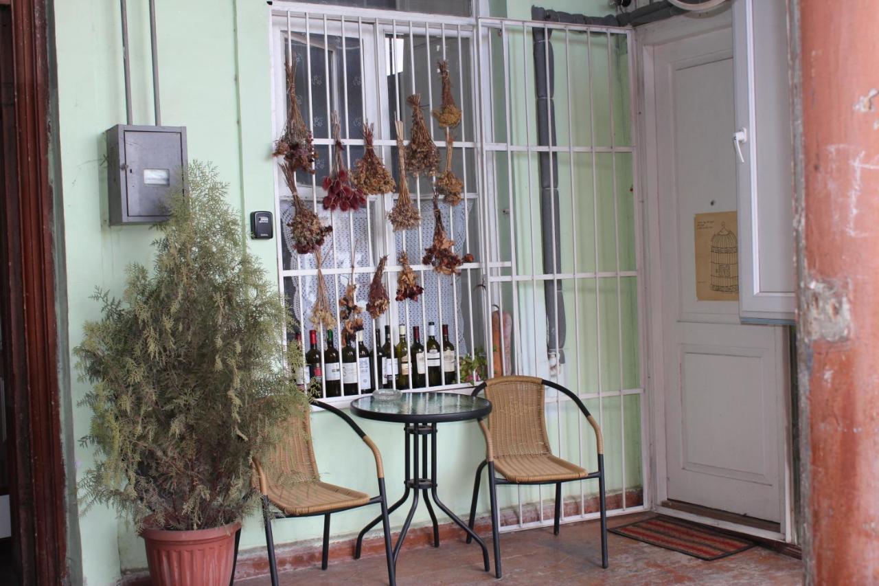 Grandma'S Hotel Tbilisi Exterior photo